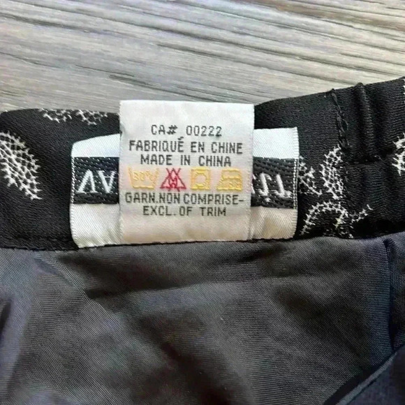 𝅺vanity  Fair | Vintage black floral maxi skirt - Picture 8 of 10